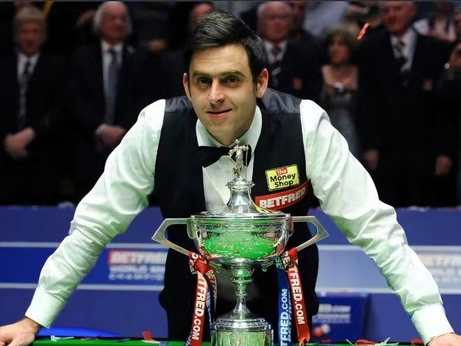 与此形成鲜 与此形成鲜