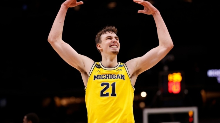 财务结构上 财务结构上